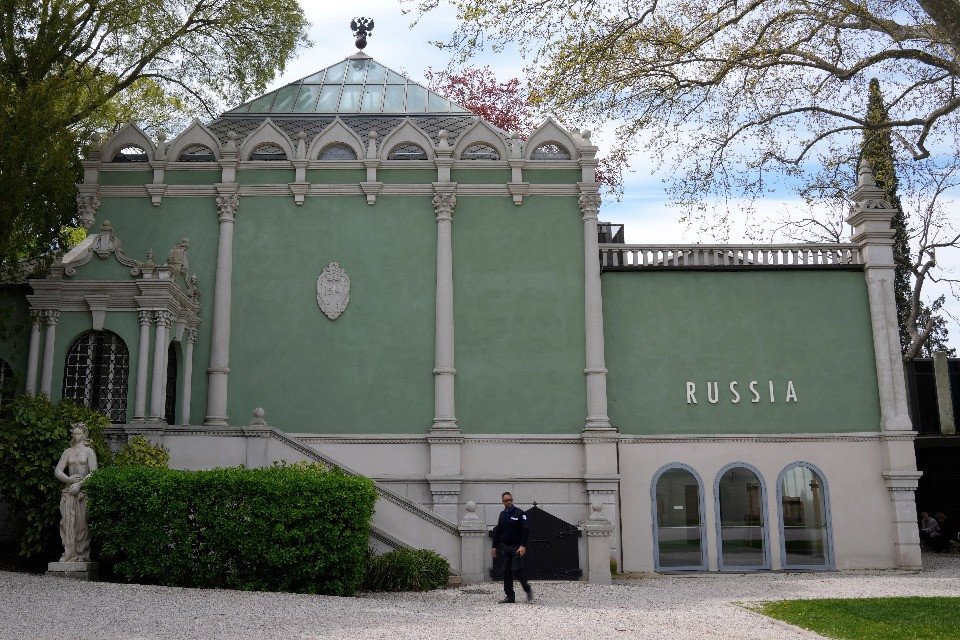 Venezia, chiuso il Padiglione russo dopo le polemiche