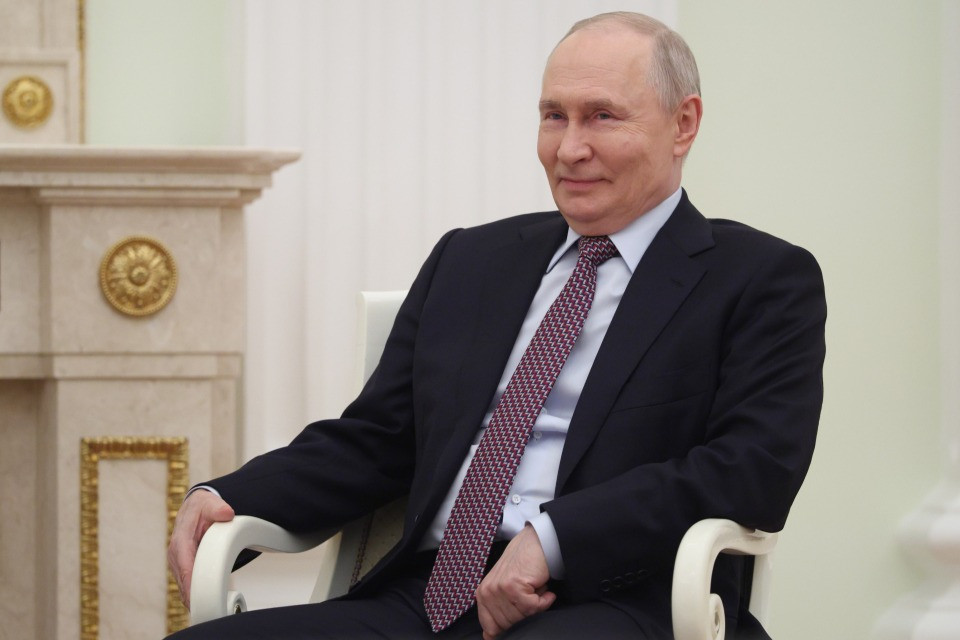 «Ora chi incontra Putin deve togliersi pure l'orologio»