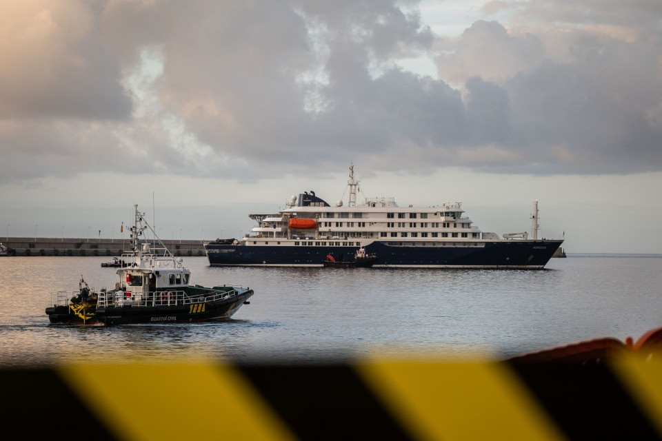 Hantavirus, l’evacuazione della MV Hondius tra resistenze e procedure rigide