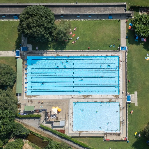 I corsi di nuoto «perdono» i bus e dispiace non solo alle famiglie
