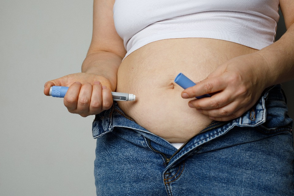 Roche punta sulle nuove cure anti-obesità: «Serve una terapia sostenibile anche per le casse malati»
