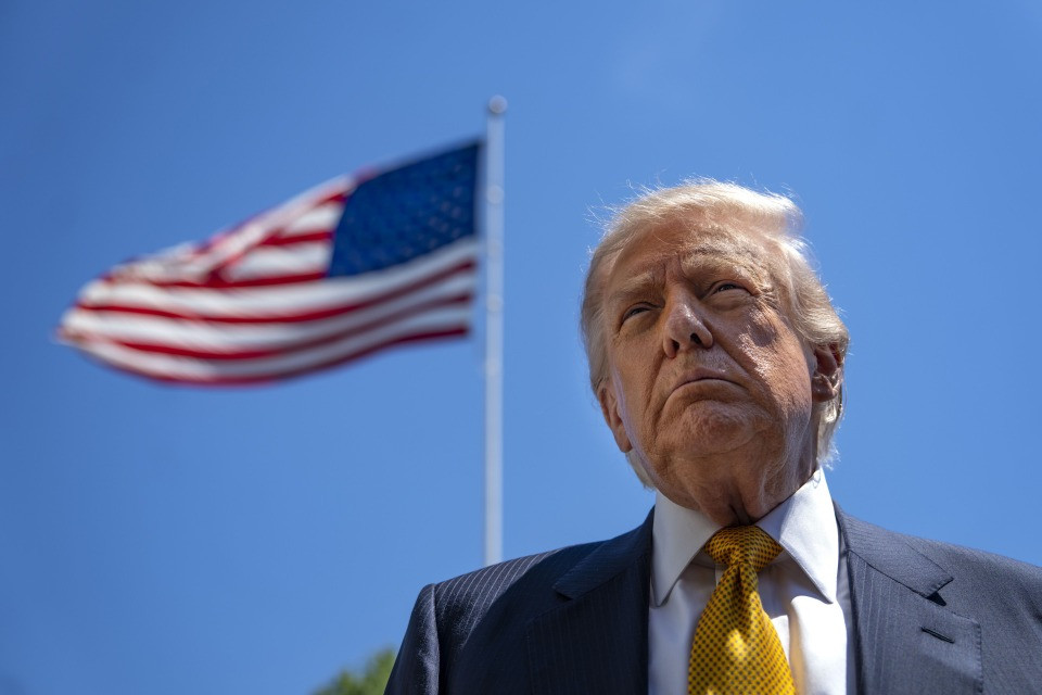 Trump ai media: «Chi dice che l'Iran sta vincendo è un traditore»