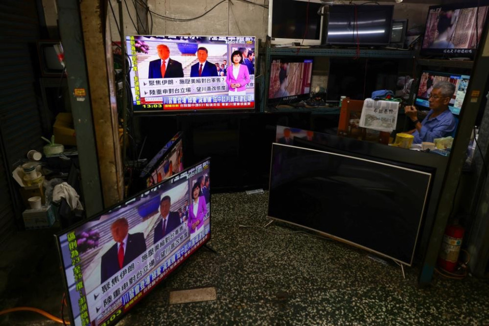 «Lockdown digitale» per la delegazione USA a Pechino