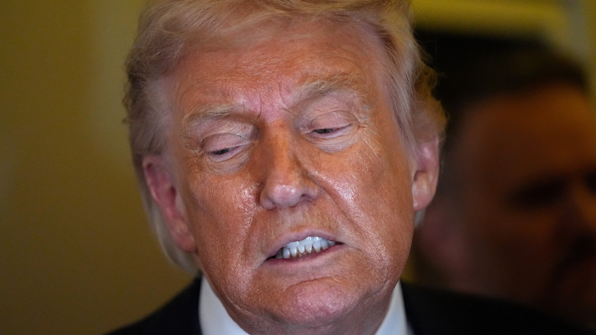 Trump torna a minacciare l'Iran: «Pronti a fare un po' di pulizie»