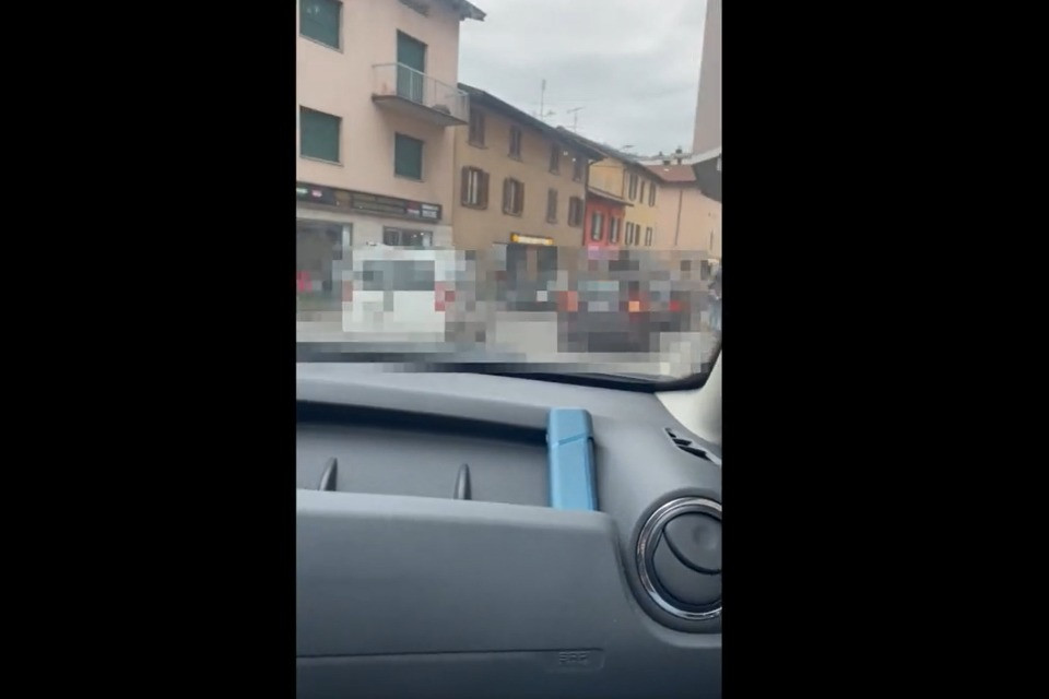 Timbrava e veniva a lavorare in Ticino, «l'indagine è partita dal Comune di Cunardo»