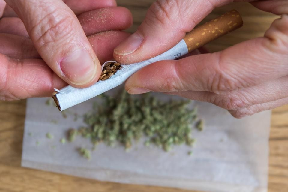 In Germania dalla Svizzera con 50 chili di marijuana in auto: fermato un 24.enne