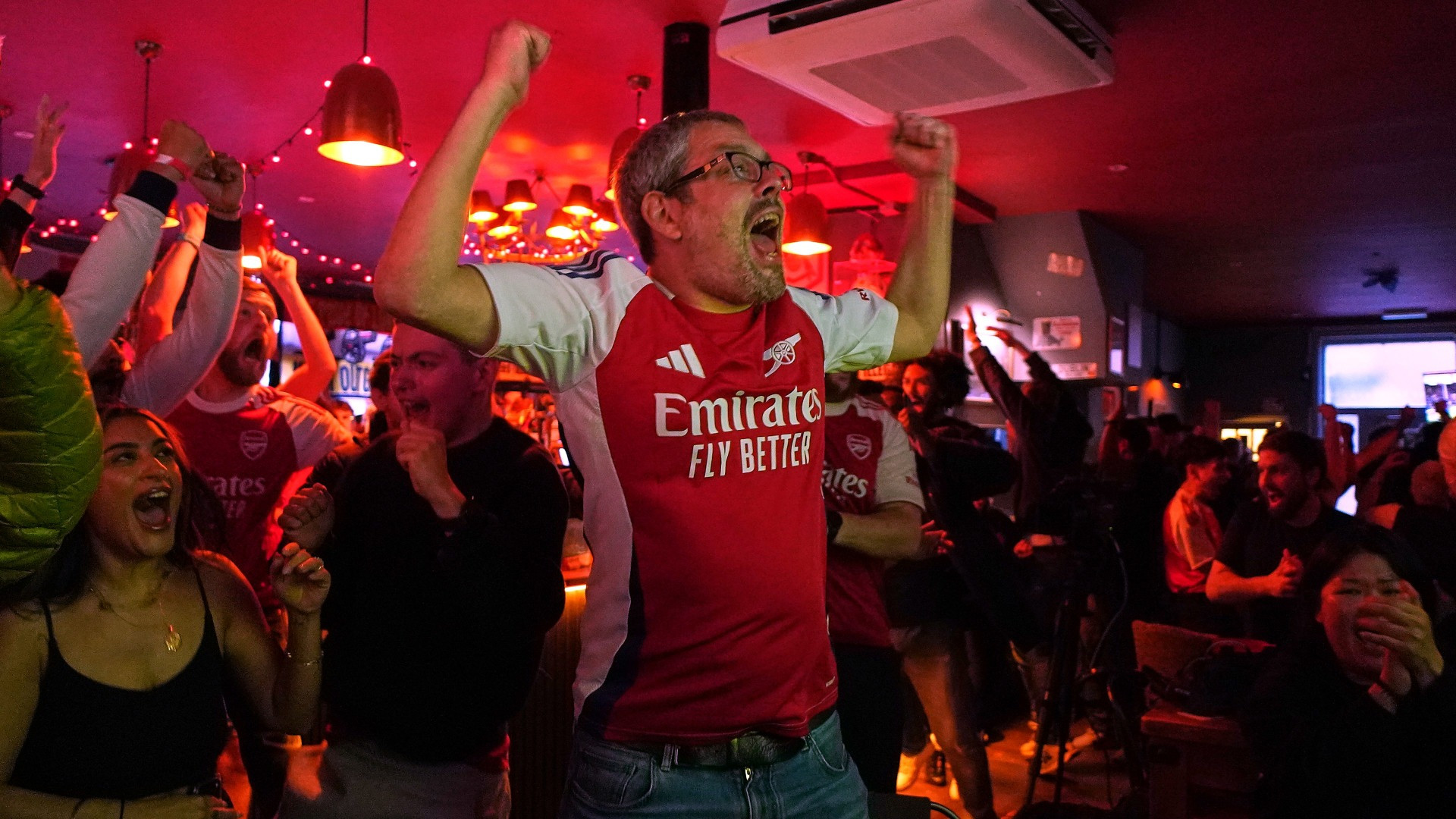 L'Arsenal torna sul tetto d'Inghilterra dopo 22 anni