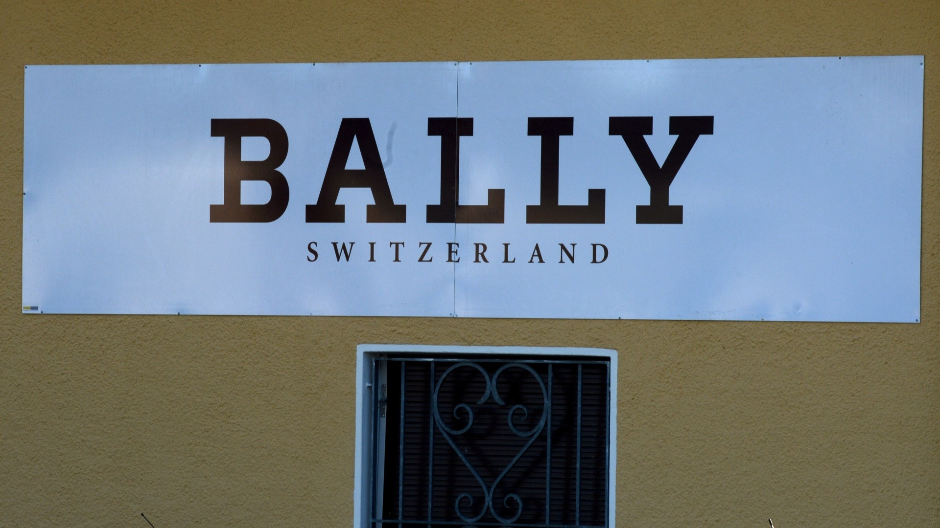 Bally chiude anche la boutique del FoxTown