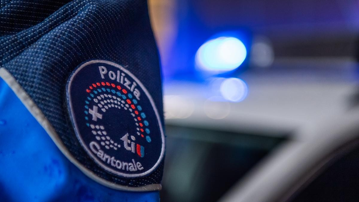 Aggrediscono un turista e gli rubano il telefono: quattro arresti nel Locarnese