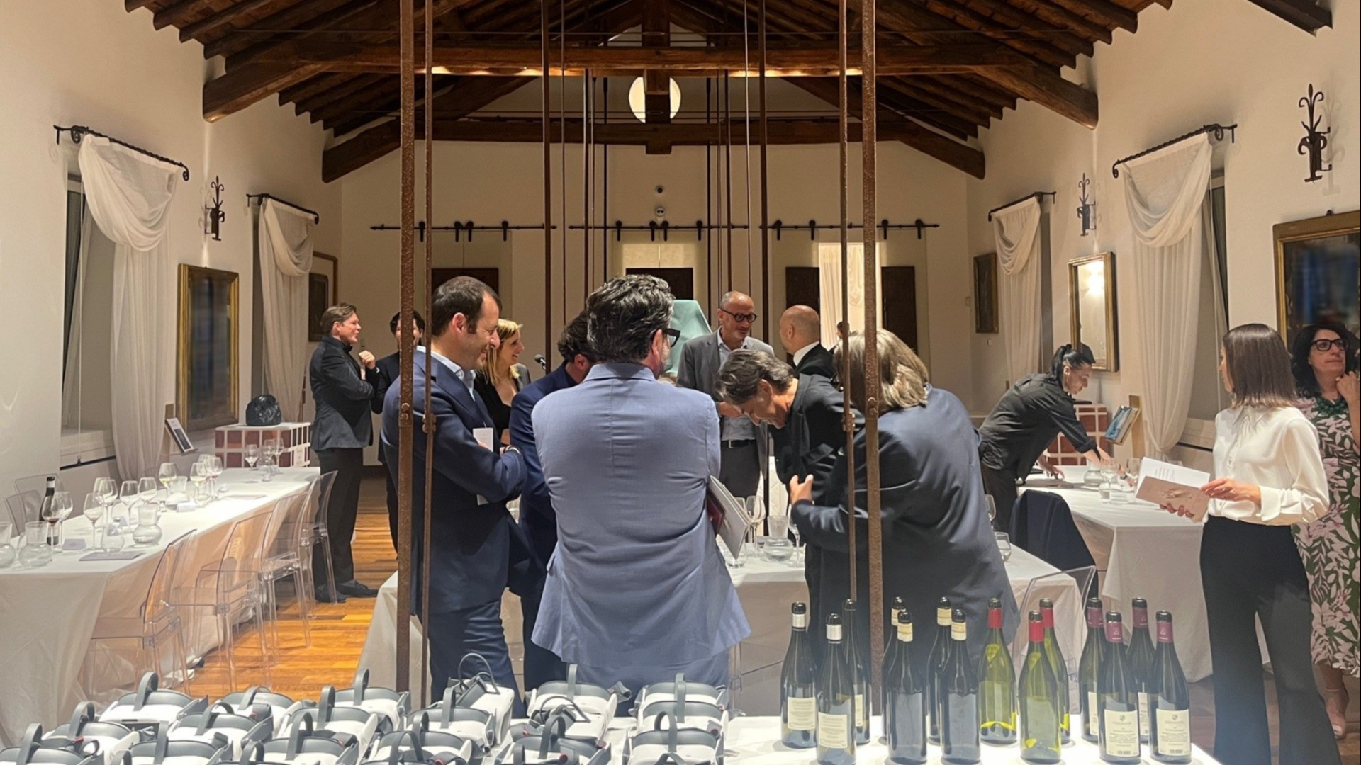 Caravaggio sommelier, Picasso critico gastronomico: a Villa Candida il vino incontra l’arte