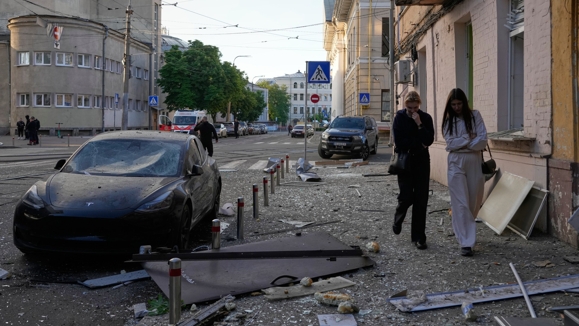 Massiccio attacco russo su Kiev nella notte