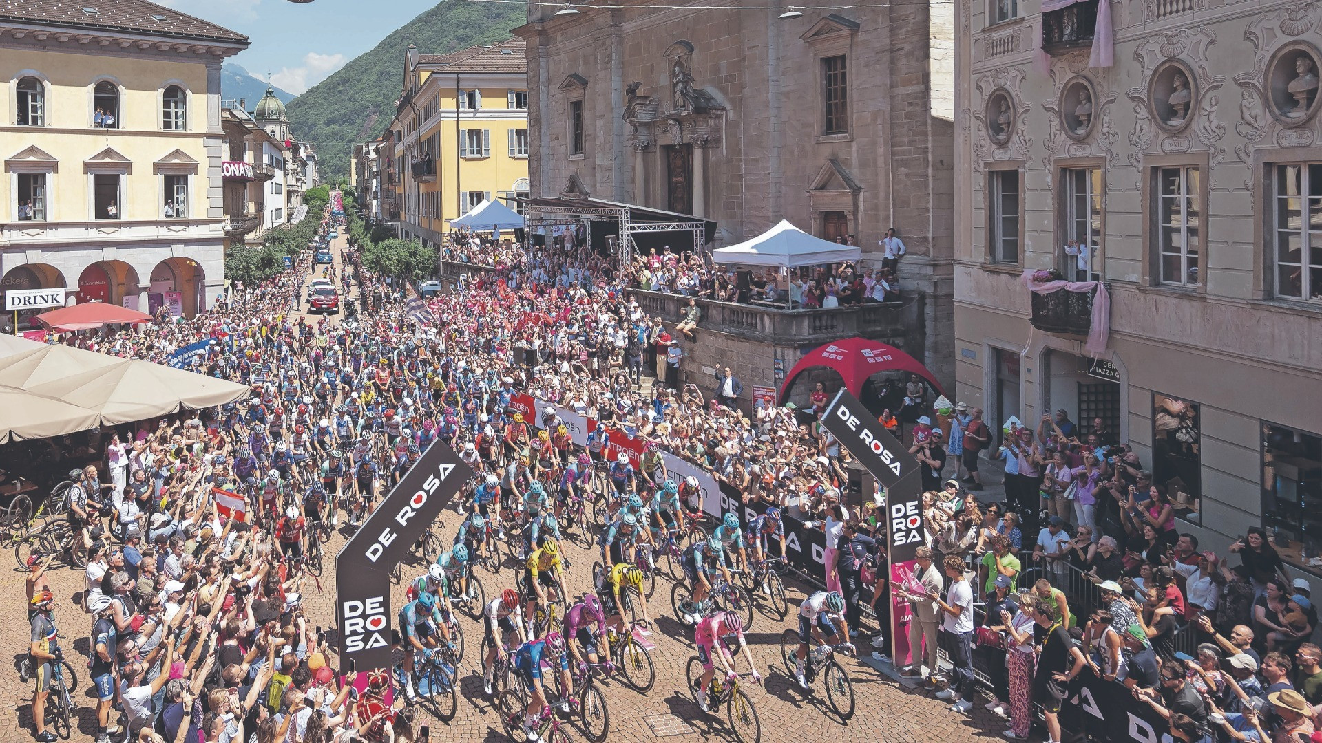 Il Giro d'Italia e quelle emozioni a bordo strada vissute appieno da 50 mila persone