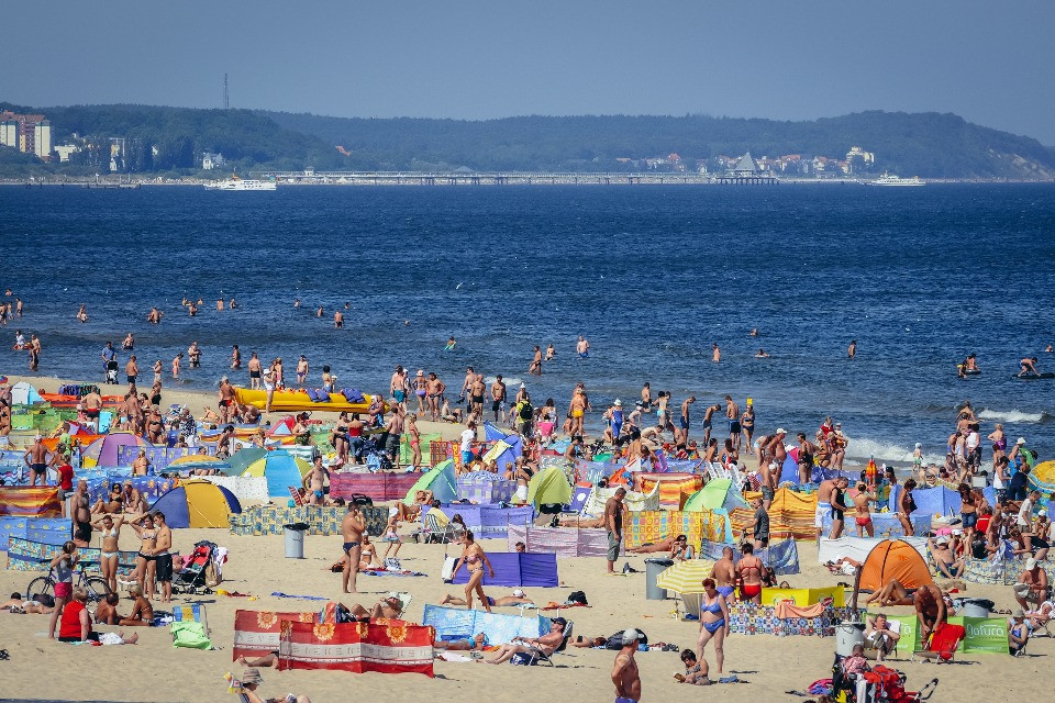 I vacanzieri a stelle e strisce affolleranno le spiagge europee?