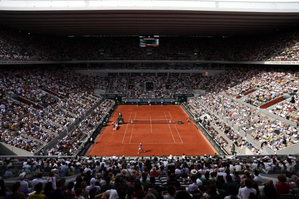 Caldo a Parigi, record di interventi dei soccorritori al Roland Garros