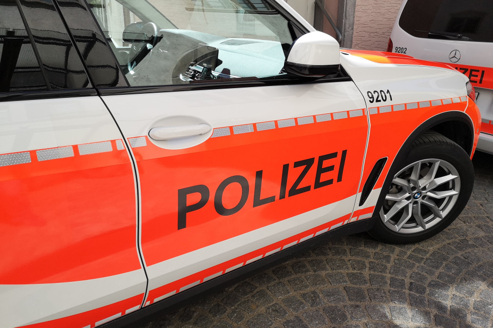 Uccide la compagna in un complesso residenziale, arrestato il presunto autore