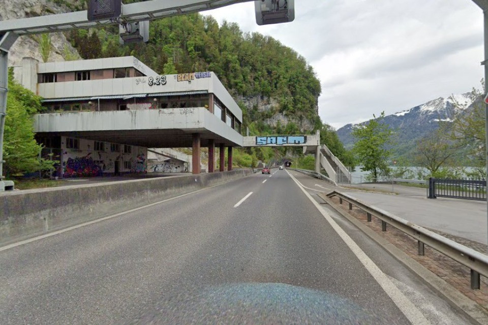 Tesla sogna la rinascita della «stazione fantasma» sul lago di Walenstadt
