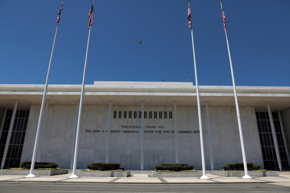 Entro il 12 giugno il nome di Trump sarà rimosso dal Kennedy Center