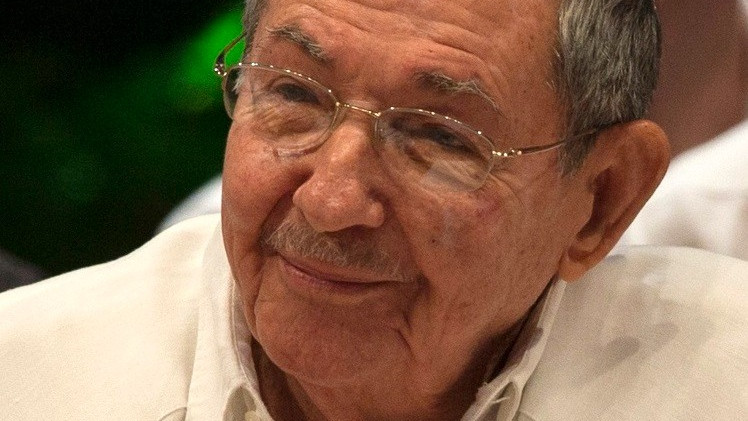 Raul Castro riappare in pubblico dopo l'incriminazione negli Usa