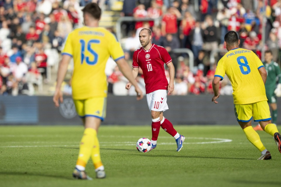 Nuovo malore per Eriksen: quella volta che, dopo il dramma, ripartì da Chiasso