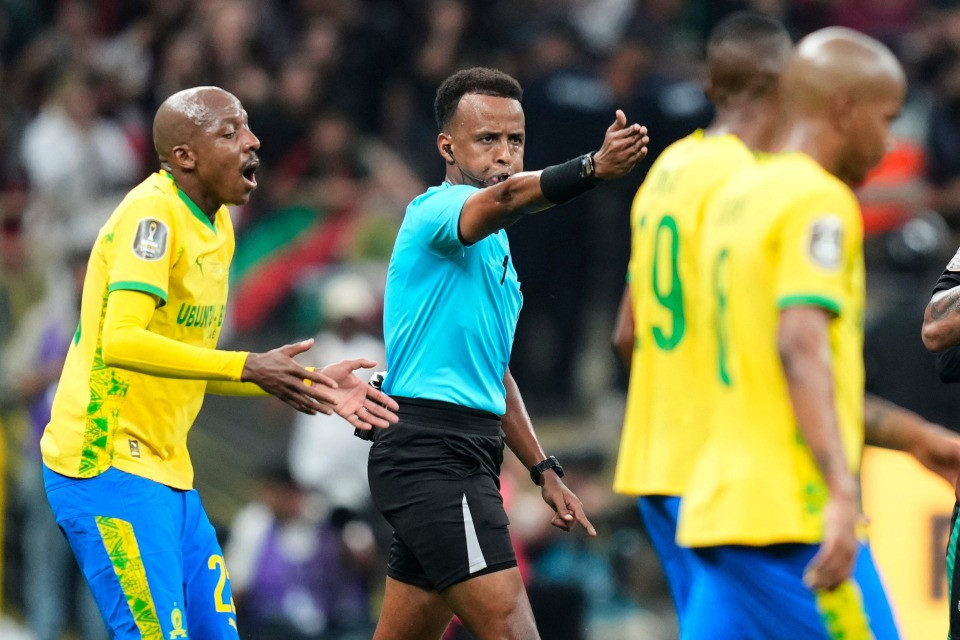 Niente Mondiale per Artan: negato l'accesso negli Stati Uniti all'arbitro somalo