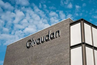 Givaudan licenzia dipendenti per furto di profumi