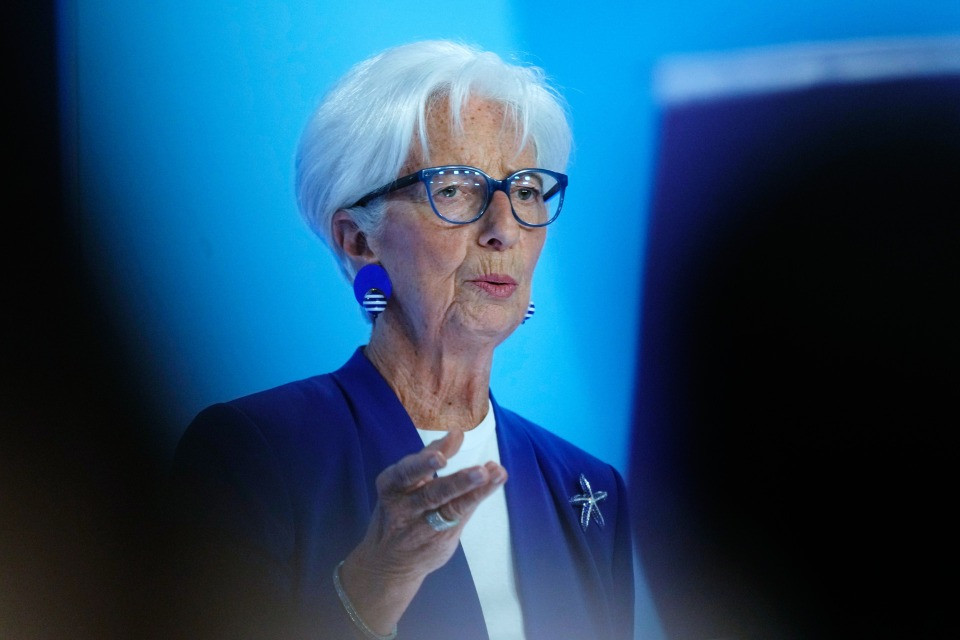 La BCE alza i tassi, per Lagarde «la crescita dell'UE non è minacciata»