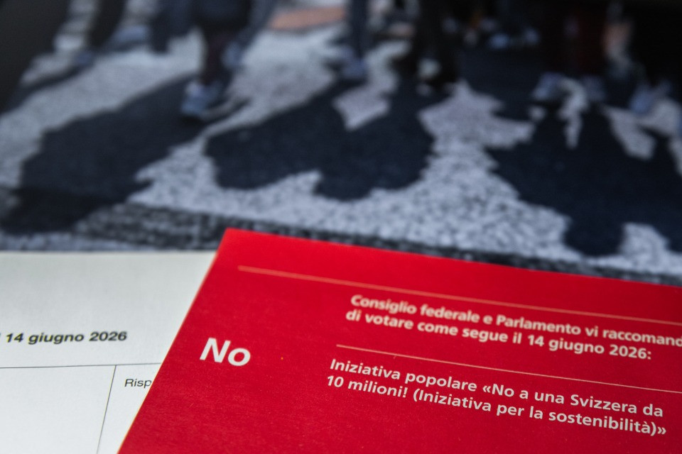 Bocciata l’iniziativa dell’UDC «No a una Svizzera da 10 milioni!»: «È un segnale di stabilità e di apertura»