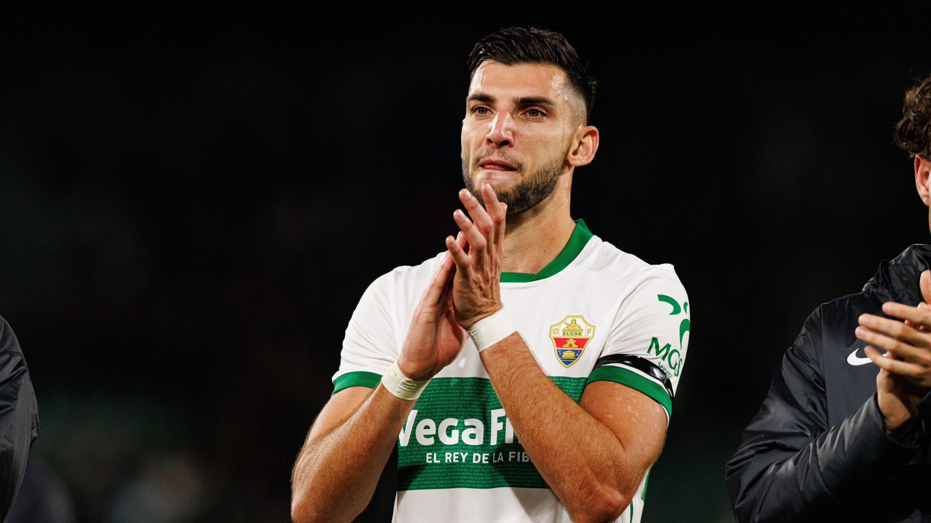 Rafa Mir condannato a otto anni e mezzo per violenza sessuale