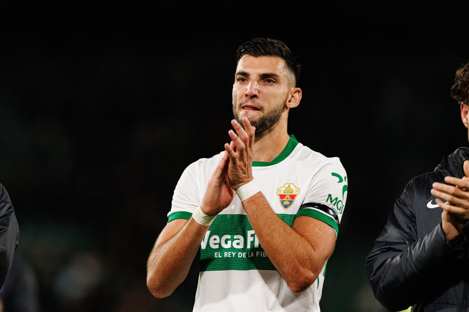 Rafa Mir condannato a otto anni e mezzo per violenza sessuale
