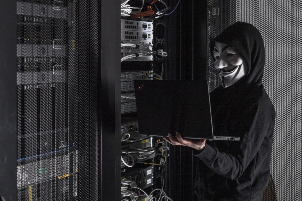 Il ricatto degli hacker a cui ha ceduto la RUAG sotto la lente della Difesa
