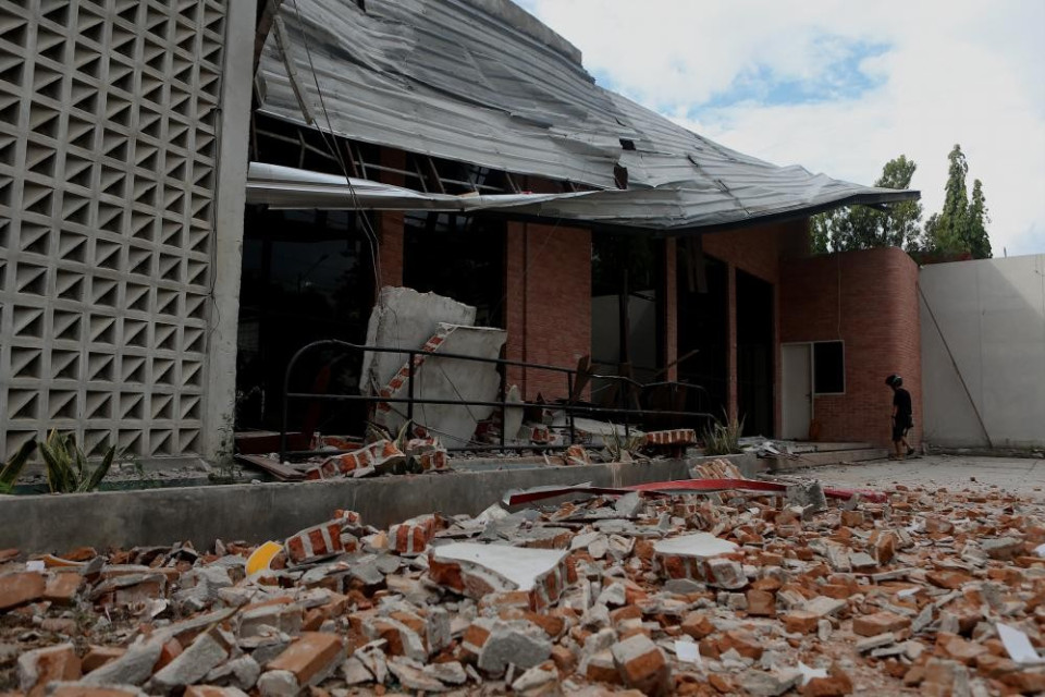 Sisma di magnitudo 6.7 in Indonesia, un morto