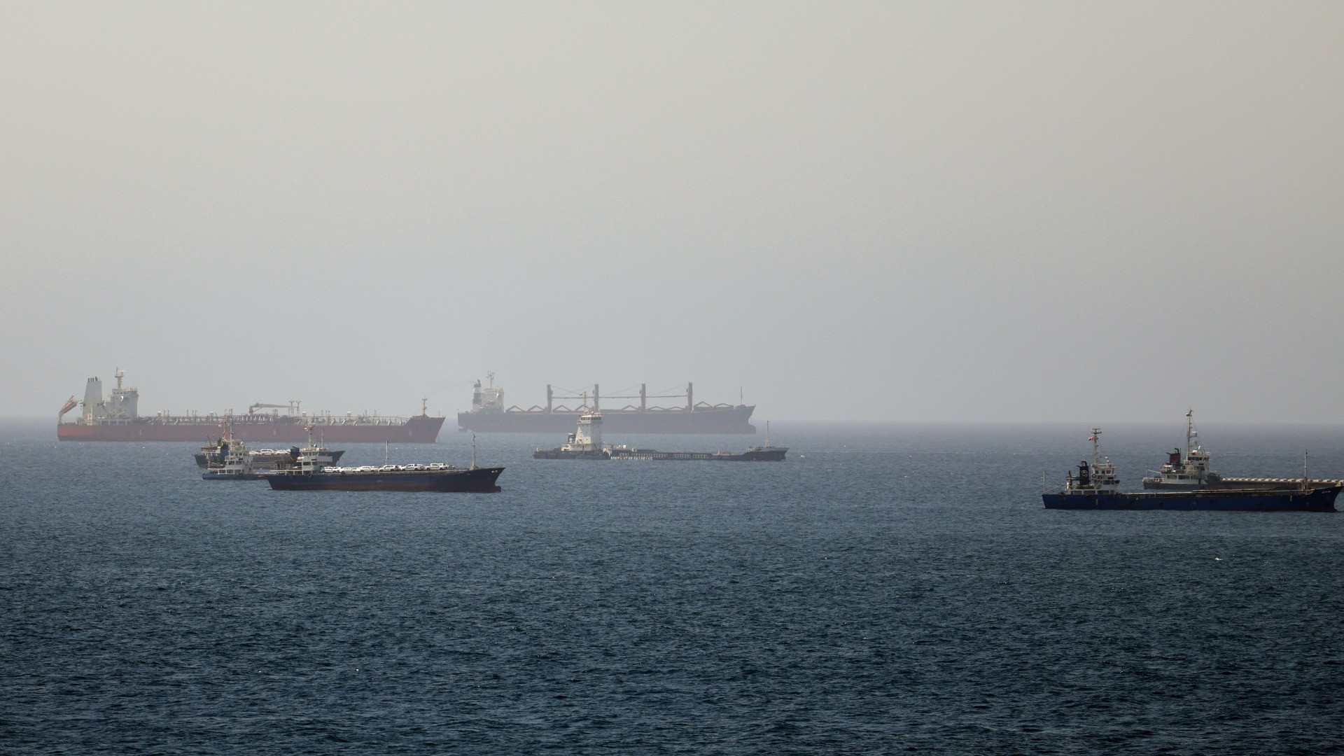 Petroliere iraniane oltrepassano la zona di blocco imposta dagli USA