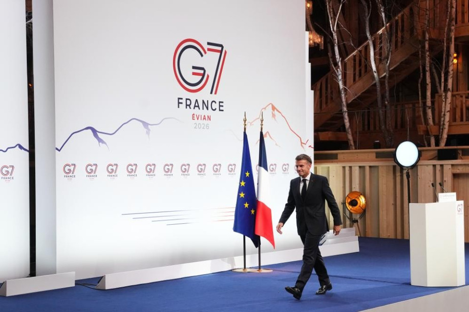 G7, Macron ringrazia la Svizzera per il suo aiuto