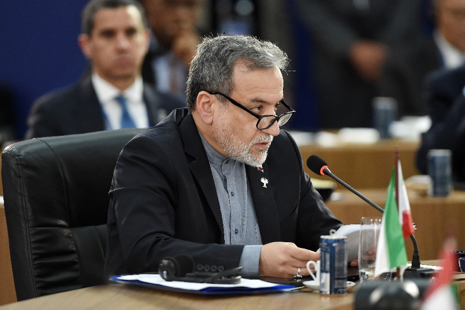 USA-Iran: Araghchi atteso in Svizzera per colloqui con Witkoff