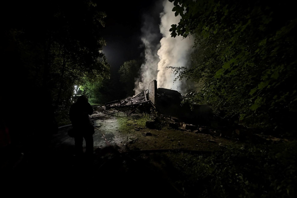 Brucia un deposito di fuochi d'artificio a Uitikon Waldegg
