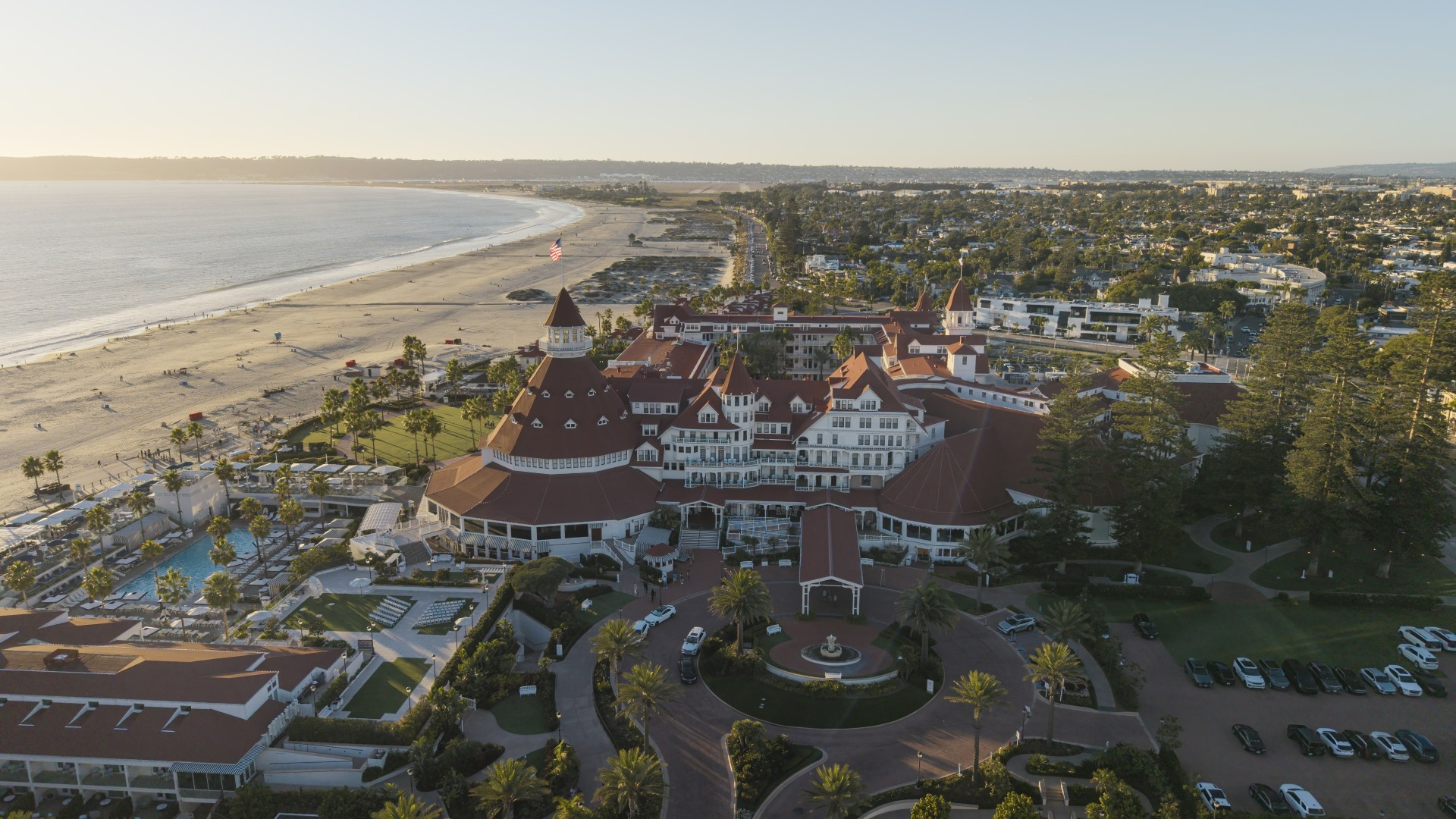 L’Hotel del Coronado e il Mago di Oz rossocrociato