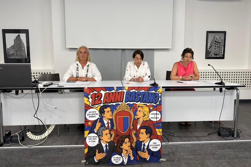 Un limite ai mandati in Governo: «Dodici anni sono sufficienti»