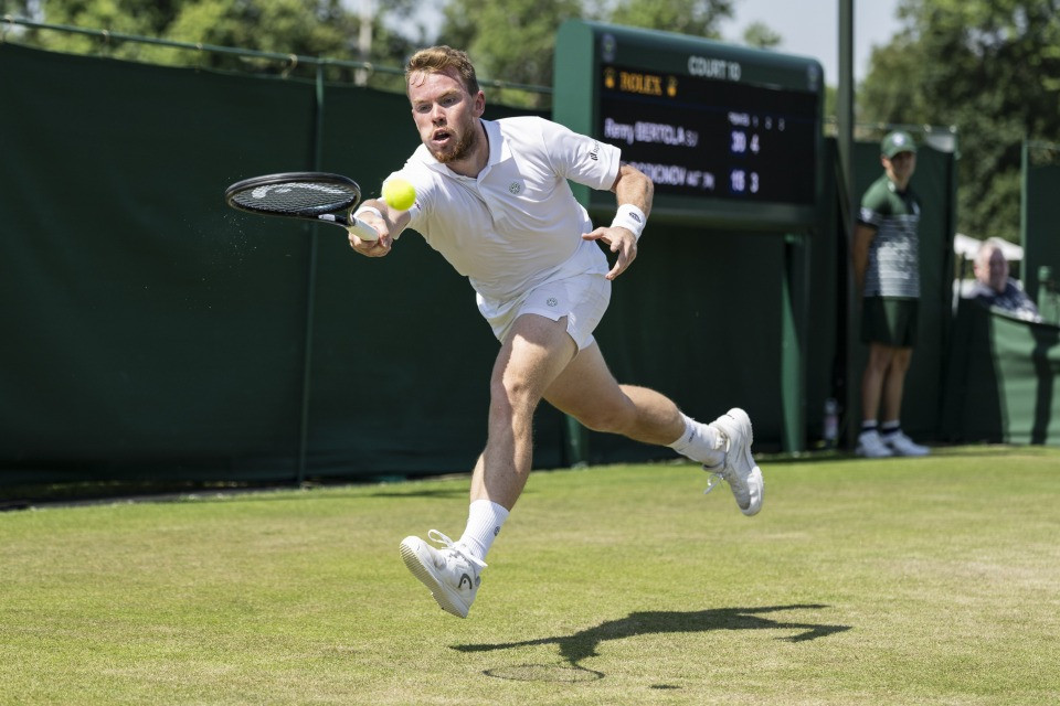 Rémy Bertola a un passo dal tempio del tennis: «L'erba si addice al mio gioco»