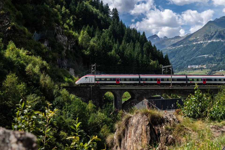 Cantieri estivi in Ticino, cambia l'orario dei treni