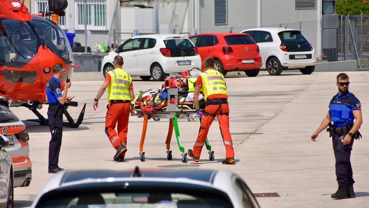 Cade e si ferisce in modo grave, intervento della Rega a Pasture