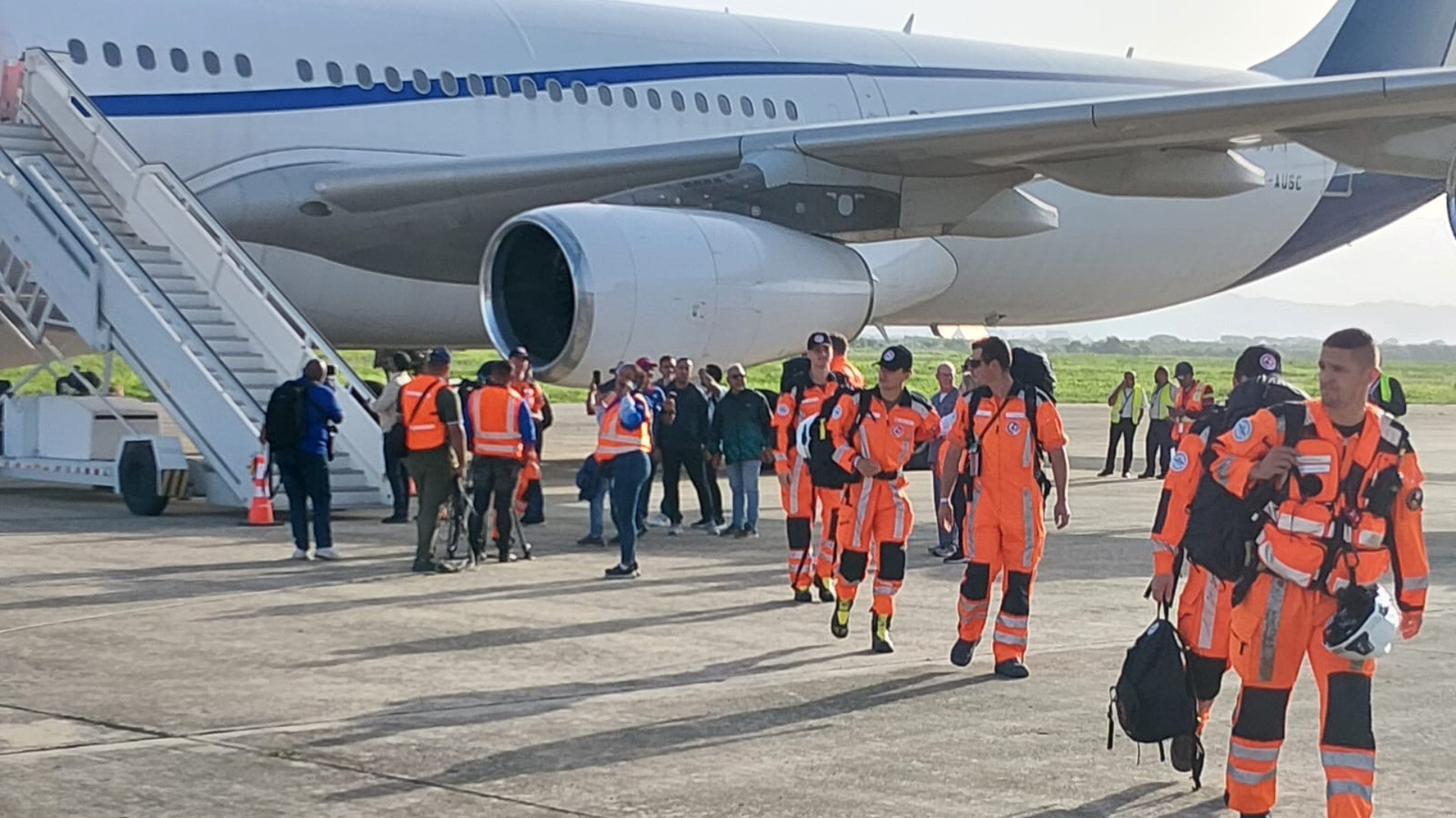 Terremoto in Venezuela, i soccorritori svizzeri sono arrivati a Caracas