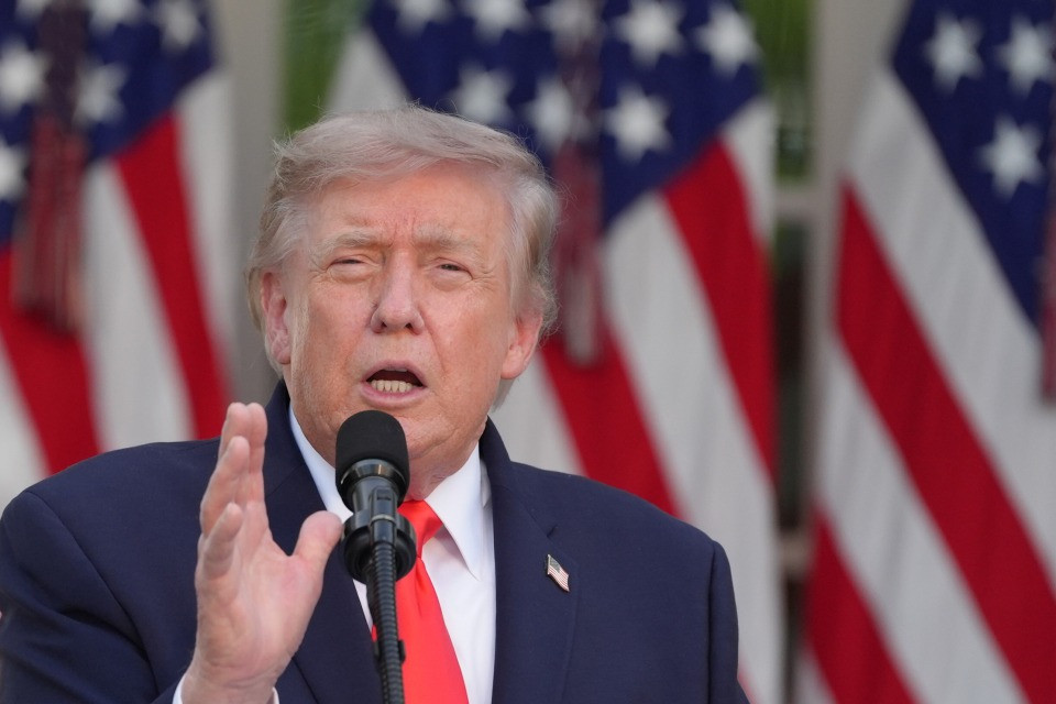 Trump conferma: «Lo stretto di Hormuz è aperto»
