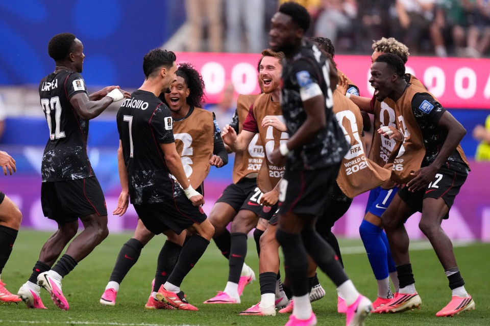 Canada la prima agli ottavi, Eustaquio nel recupero elimina il Sudafrica