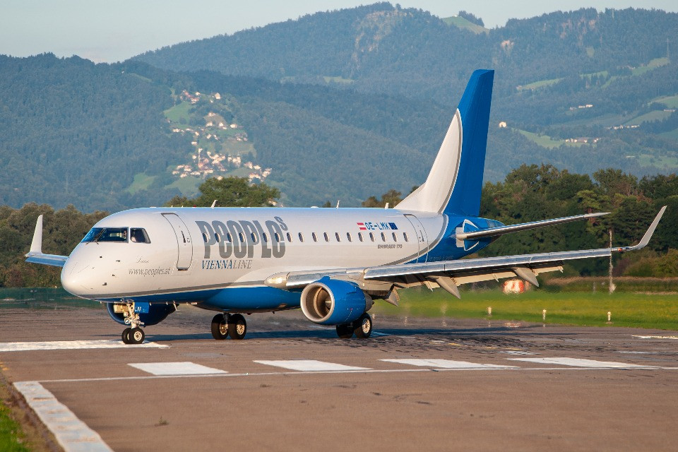 «Moriremo»: l'incubo a bordo dell'Embraer 170 diretto a San Gallo