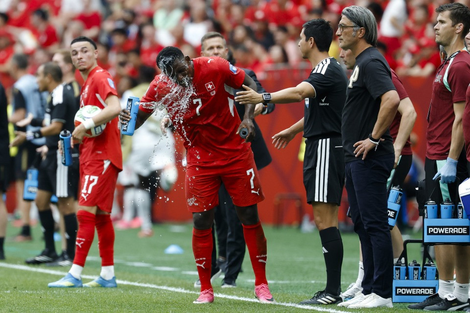 L'«hydration break» non fa breccia in Svizzera