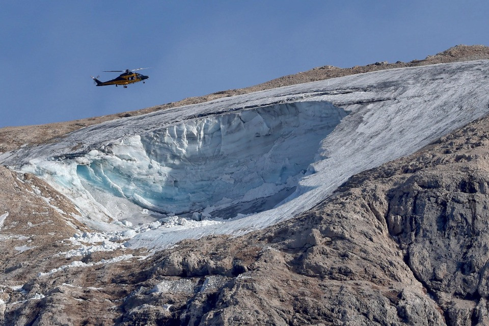 Marmolada, uno studio svela le cause del crollo: il ghiacciaio era in «equilibrio critico»