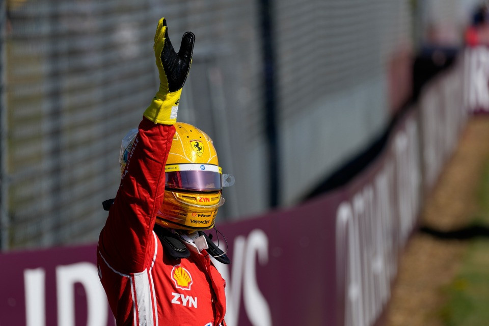 La zampata casalinga di Lewis Hamilton