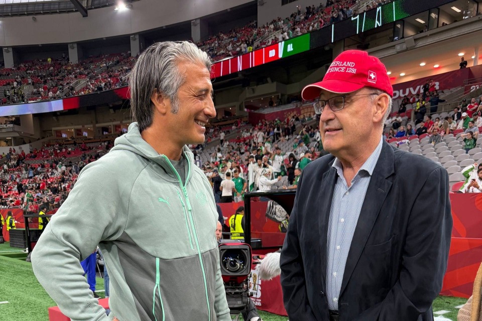 «Sommersi dagli ordini»: il cappello di Parmelin va a ruba