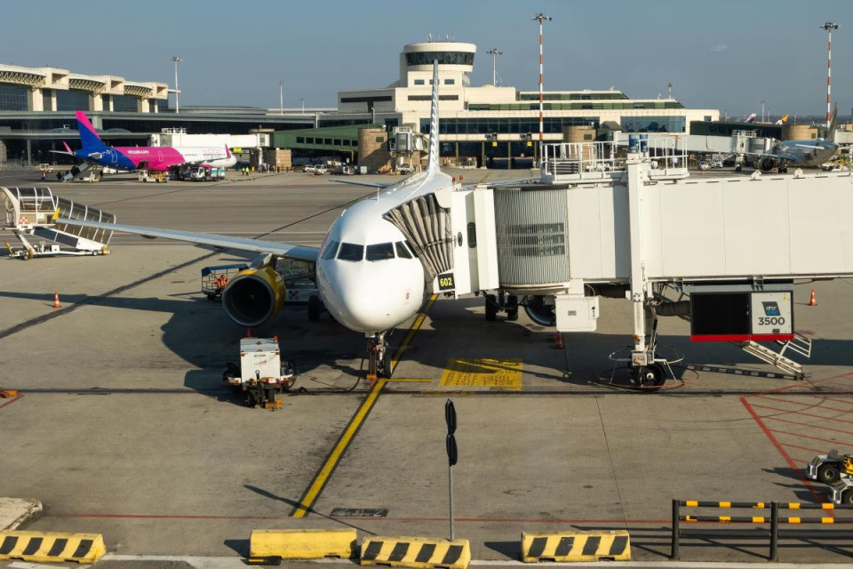 Tra Malpensa e Linate cancellati circa 160 voli per lo sciopero: coinvolti anche molti ticinesi