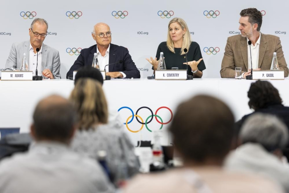 Il CIO riammette gli atleti russi e il Comitato olimpico russo